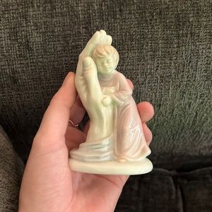 Vintage 1983 Roman, inc. Palm of My Hand Figuirine